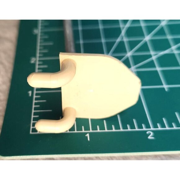 5 inch Plastic & Metal Pegboard Hooks Set of 24 for .25 inch Pegboard Shelving - Picture 7 of 13